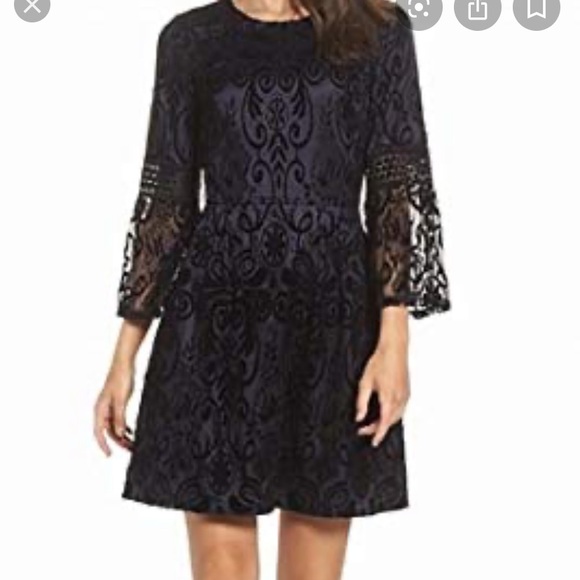 Eliza J Beautiful velvet lace bell sleeves cocktail dress